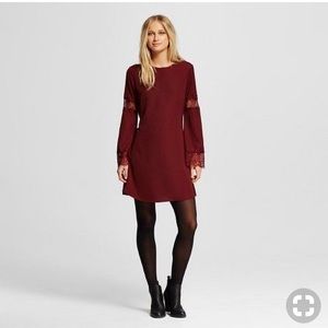 Burgundy bell sleeve shift dress